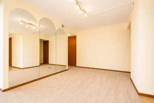 5447 W Lawrence Ave, Chicago, IL 60630 - Photo 22