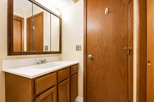 5447 W Lawrence Ave, Chicago, IL 60630 - Photo 30