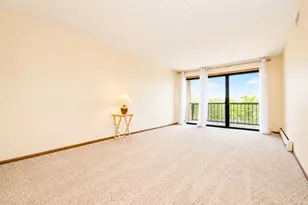 5447 W Lawrence Ave, Chicago, IL 60630 - Photo 16