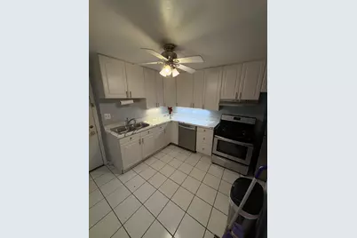 7070 N Ridge Boulevard #1B, Chicago, IL 60645 - Photo 14