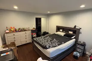 7070 N Ridge Blvd, Chicago, IL 60645 - Photo 12