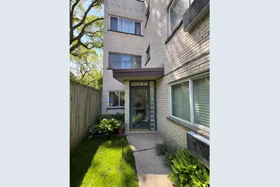 7070 N Ridge Boulevard #1B, Chicago, IL 60645 - Photo 2