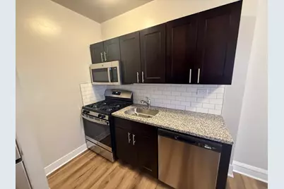 6748 N Ashland Avenue #205, Chicago, IL 60626 - Photo 6