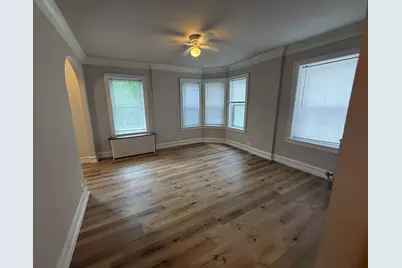 6748 N Ashland Avenue #105, Chicago, IL 60626 - Photo 2