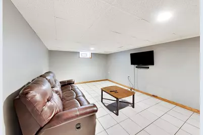 5816 W Greenleaf Avenue, Chicago, IL 60646 - Photo 18