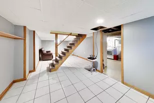 5816 W Greenleaf Ave, Chicago, IL 60646 - Photo 22