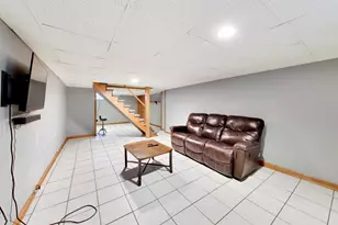 5816 W Greenleaf Ave, Chicago, IL 60646 - Photo 20