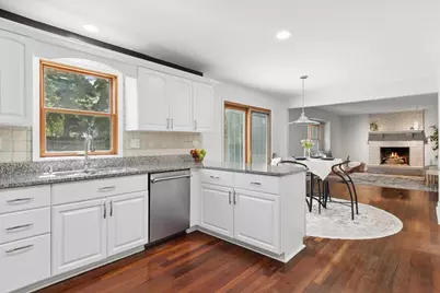 535 Chester Court W, Aurora, IL 60504 - Photo 10