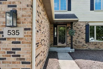 535 Chester Court W, Aurora, IL 60504 - Photo 2