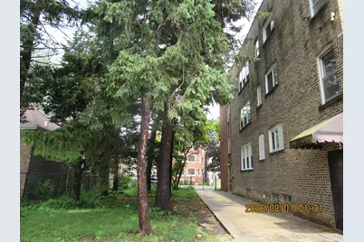 1133 E 81st Place, Chicago, IL 60619 - Photo 4