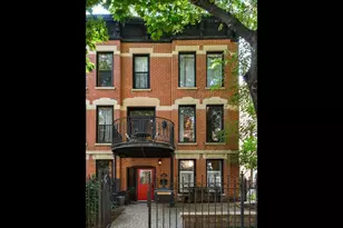 2044 N Bissell St, Chicago, IL 60614 - Photo 1