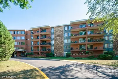 16 E Old Willow Road #206-S, Prospect Heights, IL 60070 - Photo 1