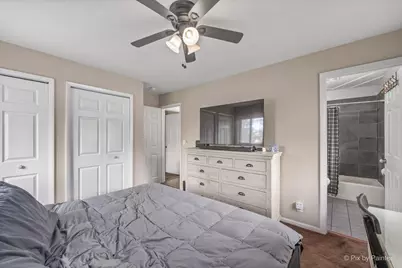 813 Krause Avenue, Streamwood, IL 60107 - Photo 12