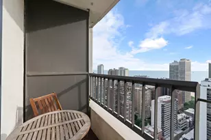 1030 N State St, Chicago, IL 60610 - Photo 10