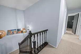 670 Versailles Circle, Elk Grove Village, IL 60007 - Photo 16