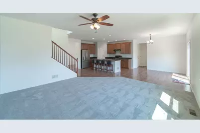 2009 Mayfair Drive, Island Lake, IL 60042 - Photo 10