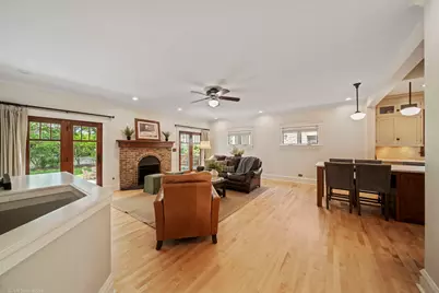 180 S Arlington Avenue, Elmhurst, IL 60126 - Photo 18