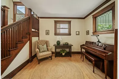 180 S Arlington Avenue, Elmhurst, IL 60126 - Photo 6