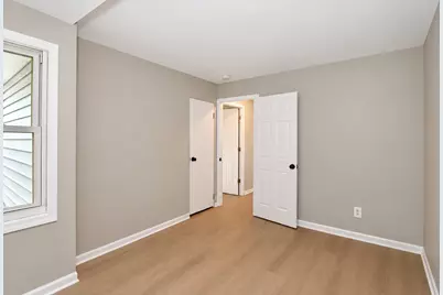 843 Navajo Drive, Carpentersville, IL 60110 - Photo 20