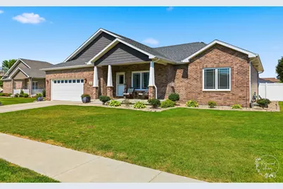 2020 Summerfield Lane, Bourbonnais, IL 60914 - Photo 2