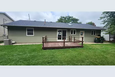 1601 Williams Avenue, Round Lake Beach, IL 60073 - Photo 2