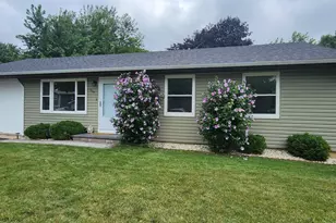 1601 Williams Ave, Round Lake Beach, IL 60073 - Photo 1