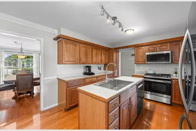530 Pinecroft Drive, Roselle, IL 60172 - Photo 12