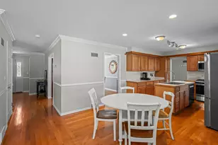 530 Pinecroft Dr, Roselle, IL 60172 - Photo 16