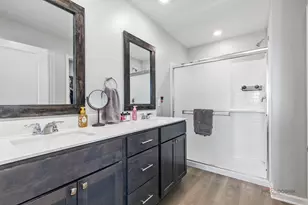 2005 Winterberry Trl, Wonder Lake, IL 60097 - Photo 26