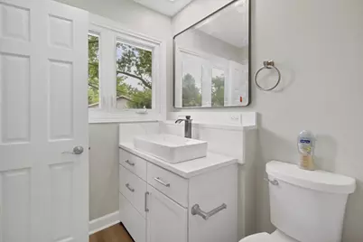590 Durham Court, Hoffman Estates, IL 60169 - Photo 16