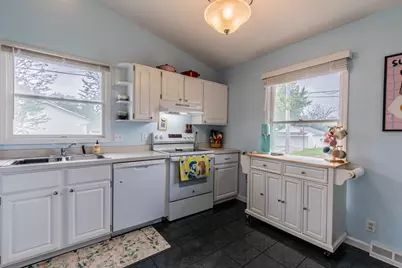 1015 W Marquette Street, Princeton, IL 61356 - Photo 8