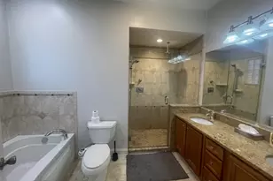 4417 S Calumet Ave, Chicago, IL 60653 - Photo 12