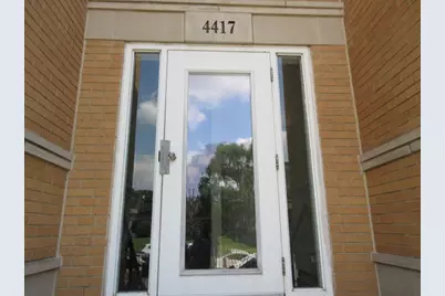 4417 S Calumet Avenue #2S, Chicago, IL 60653 - Photo 2