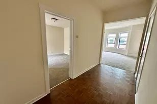 1008 W Argyle St, Chicago, IL 60640 - Photo 6
