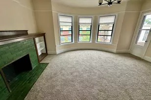 1008 W Argyle St, Chicago, IL 60640 - Photo 4