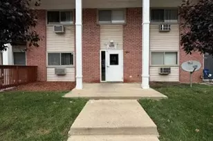 690 Marilyn Ave, Glendale Heights, IL 60139 - Photo 1
