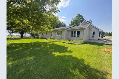 10486 Melms Road, Genoa, IL 60135 - Photo 2