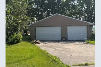 10486 Melms Road, Genoa, IL 60135 - Photo 4