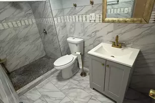 6700 S Paxton Ave, Chicago, IL 60649 - Photo 6