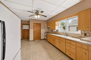 13151 S Burley Ave, Chicago, IL 60633 - Photo 6