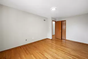 5601 S Sayre Ave, Chicago, IL 60638 - Photo 8