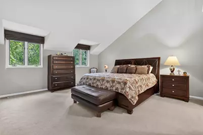 640 Walnut Oaks Drive, Roselle, IL 60172 - Photo 20