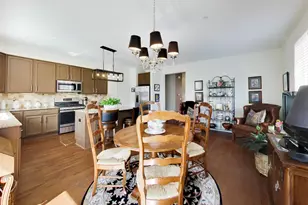 213 River Front Dr, Mount Prospect, IL 60056 - Photo 8