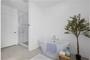 1648 W Division St, Chicago, IL 60622 - Photo 14