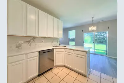 3989 Blackstone Drive #3989, Aurora, IL 60504 - Photo 6