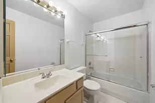 4262 W Thorndale Ave, Chicago, IL 60646 - Photo 24