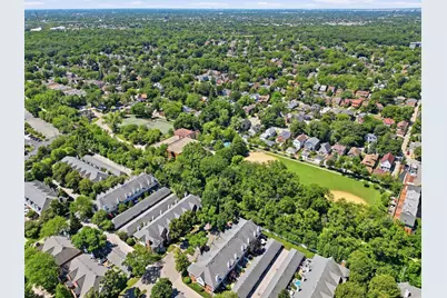 4262 W Thorndale Avenue, Chicago, IL 60646 - Photo 48