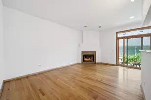 4262 W Thorndale Ave, Chicago, IL 60646 - Photo 10