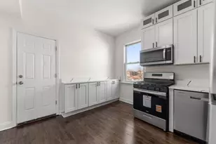 7532 S Champlain Ave, Chicago, IL 60619 - Photo 6