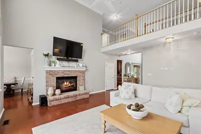24 Tournament Drive S, Hawthorn Woods, IL 60047 - Photo 8